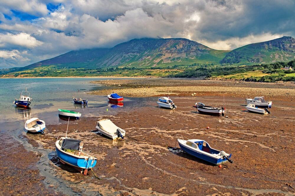 Cottage in Trefor Near Traeth Trefor Beach - Trefor
