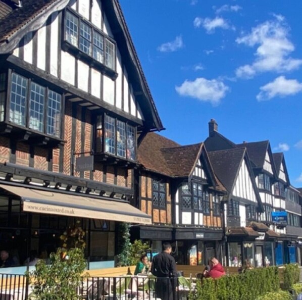 Ev, 4 Yatak Odası, Veranda | Dış mekân