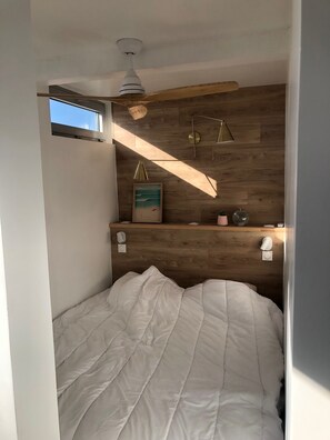 3 chambres, fer et planche à repasser, Wi-Fi, draps fournis