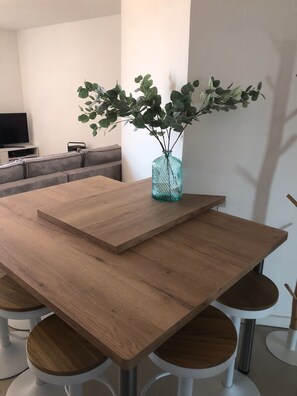 Dining - Breathtaking front-line view (Palavas-les-Flots)