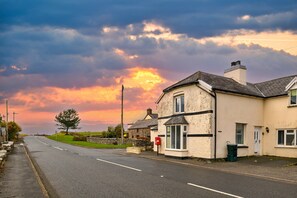 Cottage | Exterior - Cottage in Snowdonia Near Llyn Alwen (Corwen)