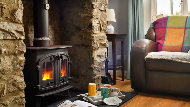 Unclassified image, 1 of 40, button - Cottage in Snowdonia Near Llyn Alwen (Corwen)