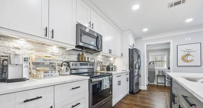 Designer Home + King Therapeutic Bed + 85" SmartTV