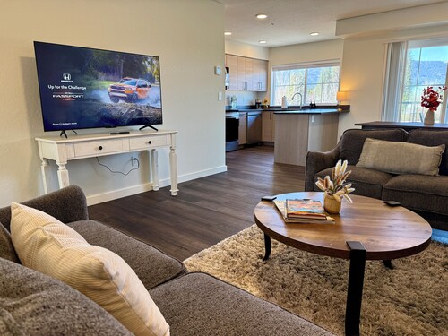 Homestead Village - Two Bedroom Condo Top Floor