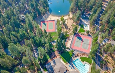 Double Decker Cabin Retreat – Peaceful Getaway in Arnold