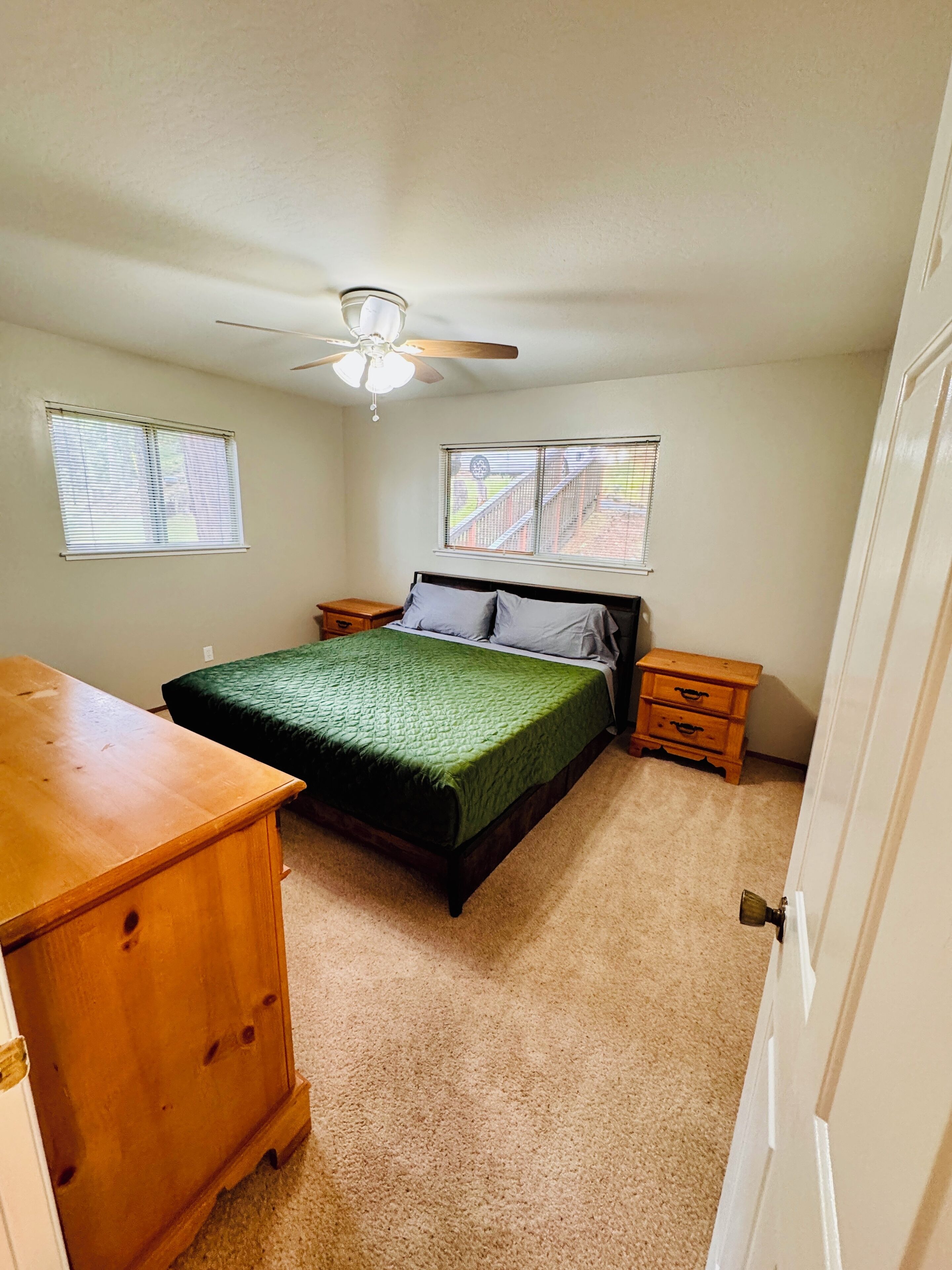3 bedrooms, iron/ironing board, travel crib, free WiFi