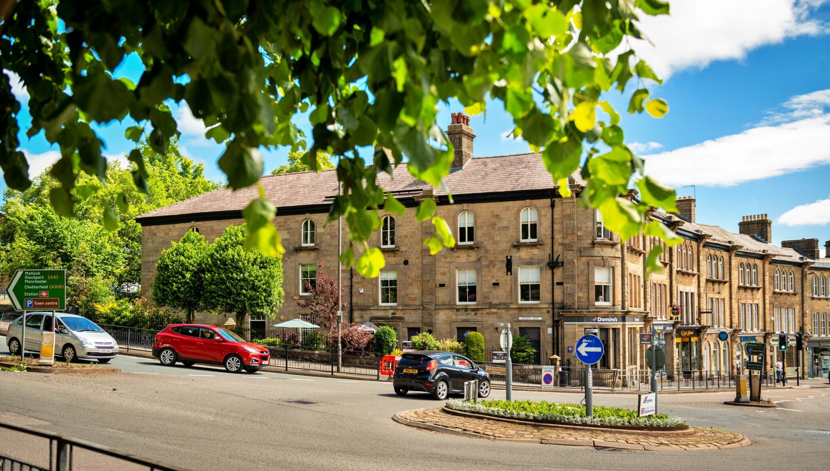 المنشأة من الخارج