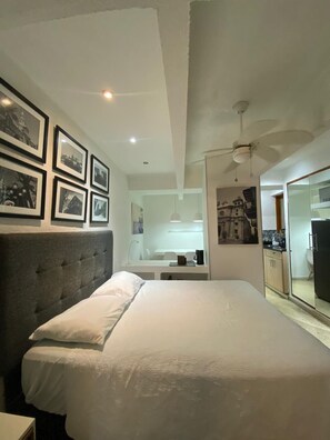 Apartment, Multiple Beds, City View | Free WiFi - 104 Gastelbondo (Cartagena)