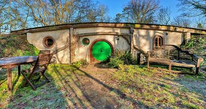 Retreat in Suffolk's Woodland Countryside