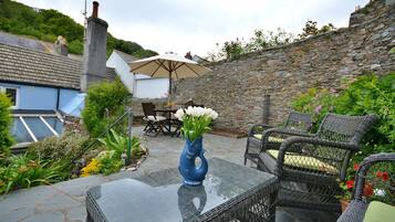 Cottage | Balcony