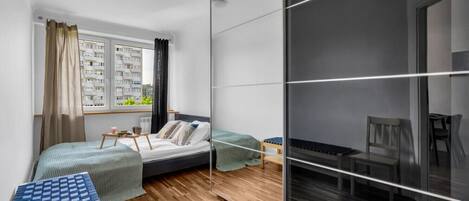 1 多间卧室、熨斗/熨衣板、免费 WiFi、床单