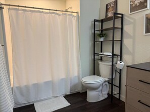 風筒、提供毛巾、番梘、廁紙