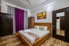 4 bedrooms, WiFi, bed sheets - 4-bedroom bed & breakfast in charming Kasauli with WiFi (Kasauli)