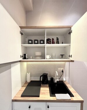 Plaque de cuisson, cafetière/bouilloire