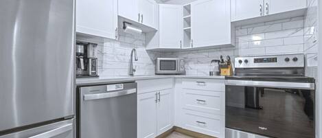 Fridge, microwave, oven, dishwasher