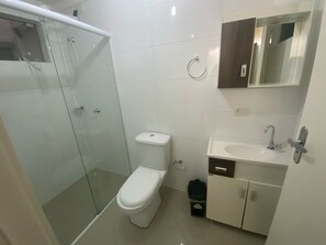 标准公寓 | 浴室