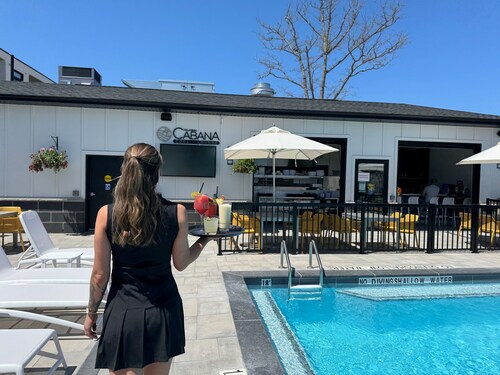 Colonial Hotel & Suites - Double King Courtyard