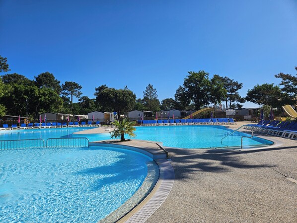 Innenpool, Außenpool