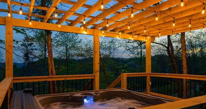 Private Mountain Top | Romantic Retreat | Hot Tub