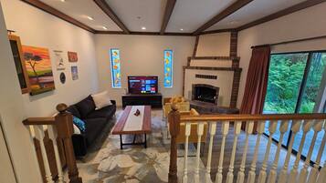 TV connectée, cheminée