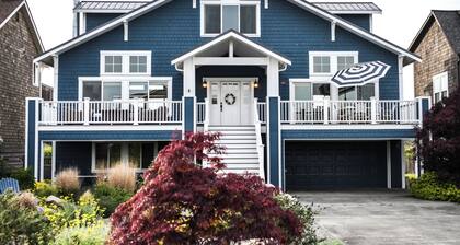 Nature’s Nook-Nestled Near Beach and Deer Lagoon 3-bedroom house, Freeland