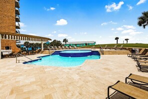 Pool - Beachfront 3 BR, 3 Bath Condo with Great Views, 2 Pools, and Boardwalk! (Port Aransas)