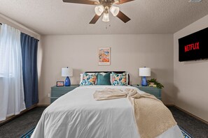 2 habitaciones, tabla de planchar con plancha y cuna de viaje 