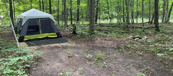 Tent w/ Mattresses on Private wooded camp site