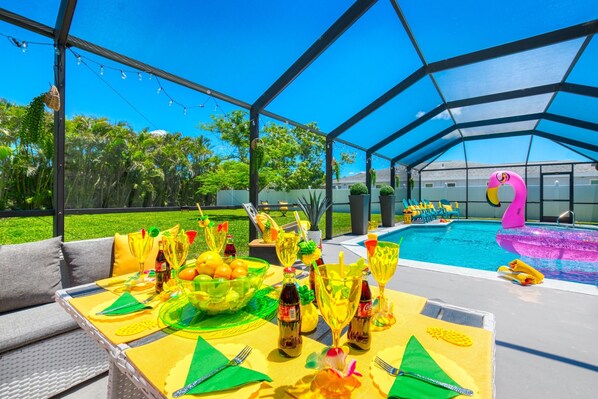 Outdoor pool, a heated pool