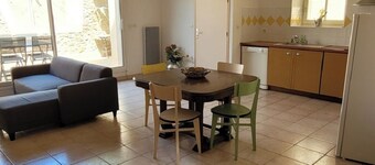 SPACIOUS GITE WITH GARAGE