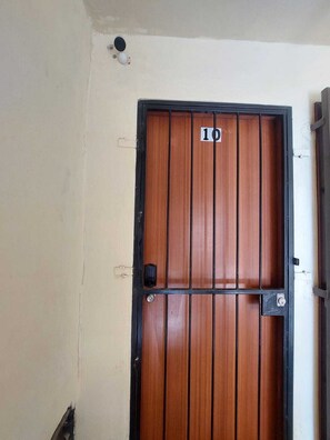 Interior - Spacious 2-bedroom and den Appartment with AC, WiFi in charming Puerto Vallarta (Puerto Vallarta)