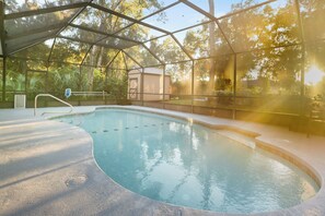Outdoor pool, a heated pool - Heated Pool Playful Turtle! 10 min. to beach! Pet Friendly!Lots of Activities (Palm Coast)