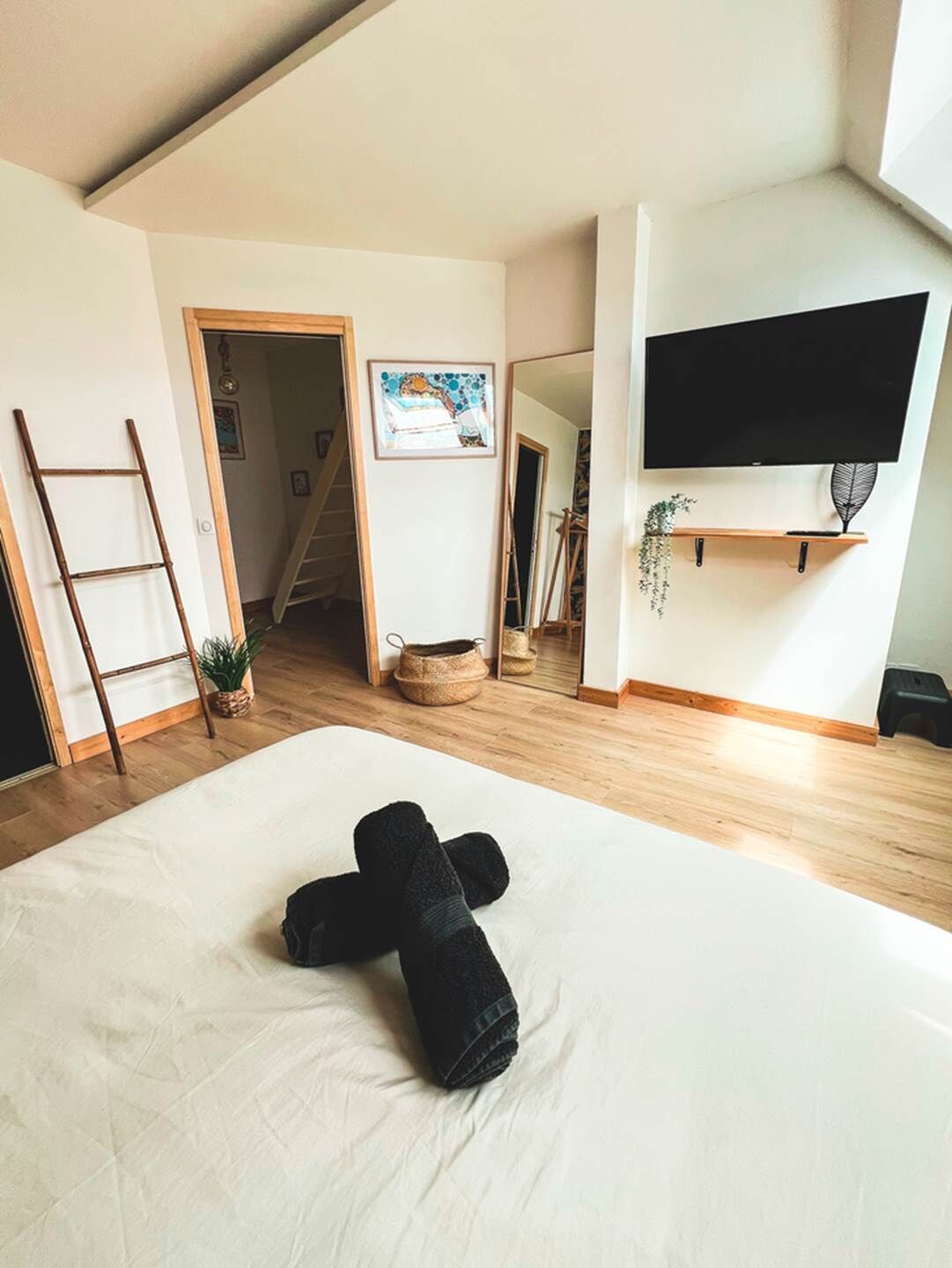 1 chambre, fer et planche à repasser, Wi-Fi gratuit, draps fournis