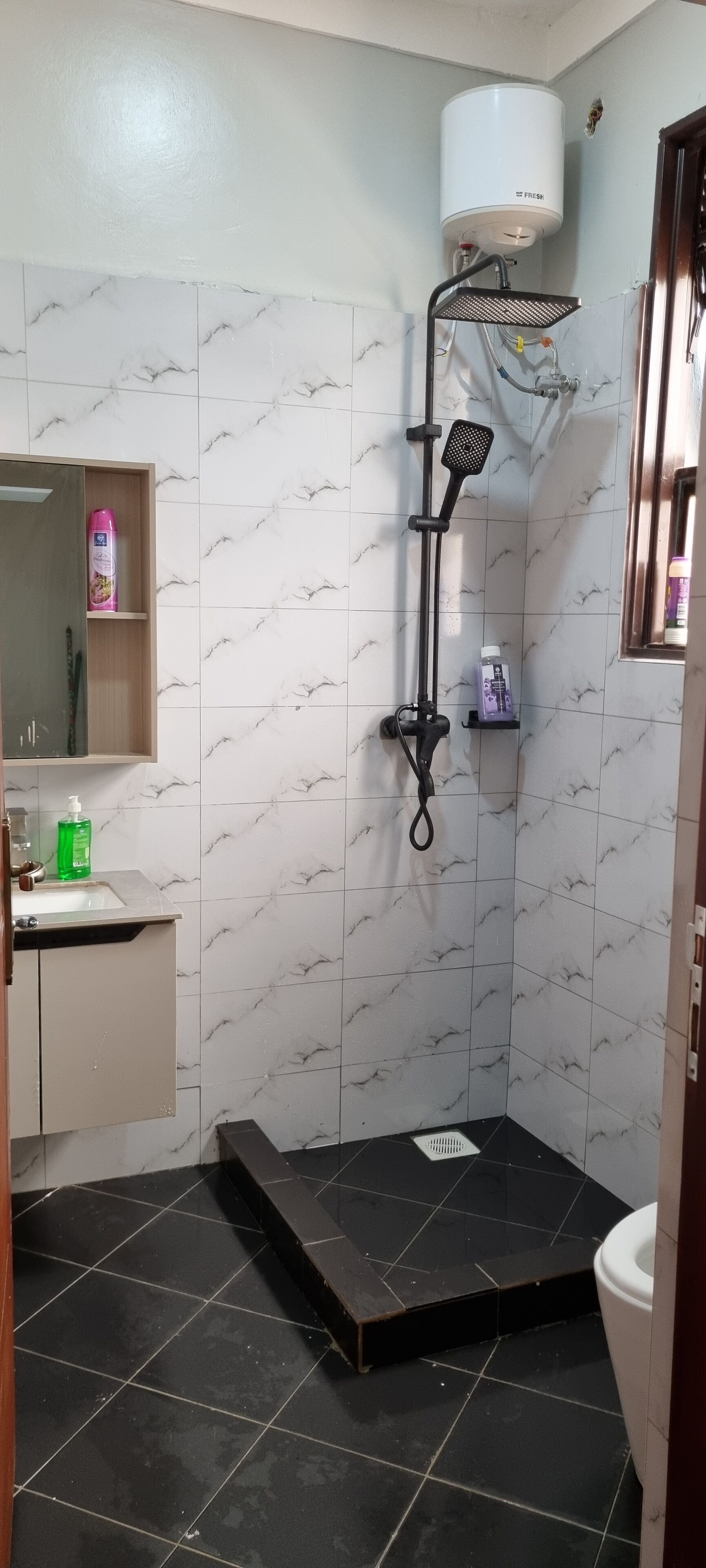 Handtücher, Seife, Toilettenpapier