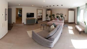 1 Schlafzimmer, BĂŒgeleisen/BĂŒgelbrett, kostenloses WLAN, BettwĂ€sche