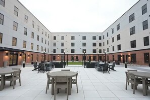 Ulkoruokailutilat