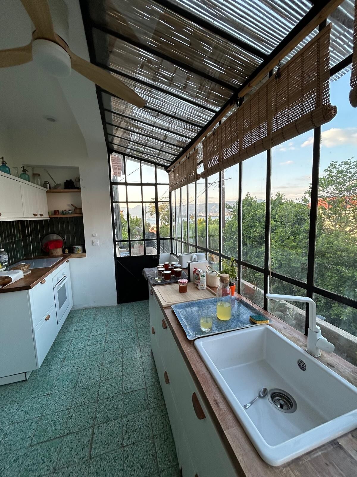 Kühlschrank, Ofen, Herdplatte, Geschirrspüler