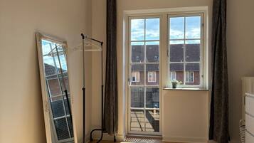 1 soveværelse, skrivebord, weekendseng, gratis Wi-Fi