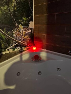 House | Bathroom | Shower, towels