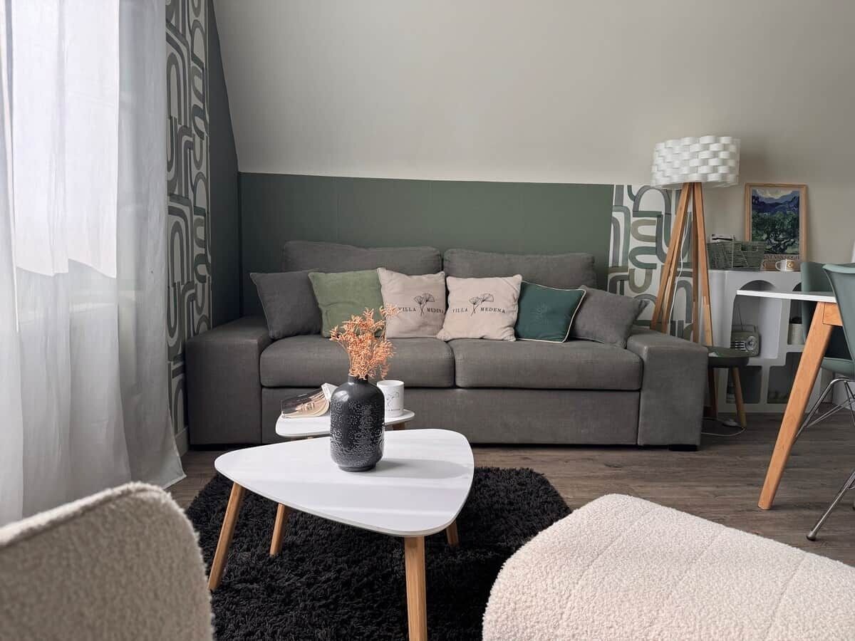 Fernseher, Videospiele, DVD-Player, Stereoanlage