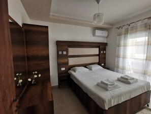 1 bedroom, desk, iron/ironing board, free WiFi