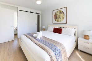 2 chambres, fer et planche à repasser, Wi-Fi, literie fournie