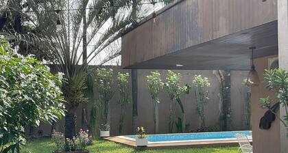 FAFA grande Villa Piscine Zone 4