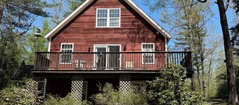 Charming 2-bedroom house with AC, WiFi in lovely Falmouth