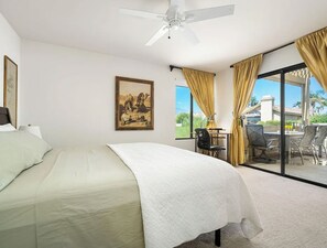 2 bedrooms, desk, iron/ironing board, free WiFi - 2-bedroom condo with amazing mountain views (Palm Desert)