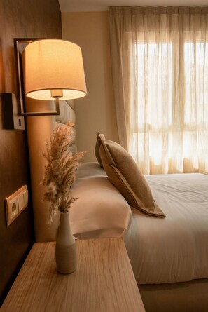 Comfort kamer | Luxe beddengoed, donsdekens, Select Comfort-bedden