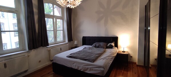 1 bedroom, free WiFi, bed sheets