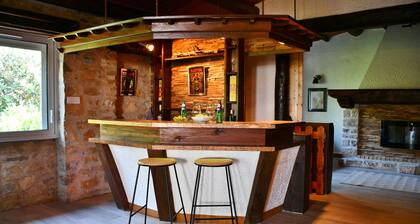 Le Cocon de Soie, gĂźte de charme entre UzĂšs, NĂźmes et Anduze, dans le Gard.