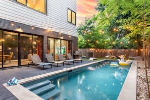 Outdoor pool, pool loungers
