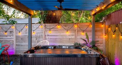 Heated Pool Haven w Hot Tub 3 min to DT